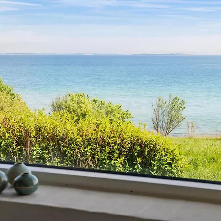 2 Bedroom Stunning In Feriehus *