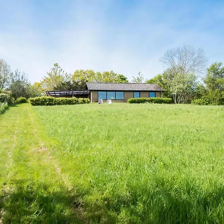 2 Bedroom Stunning In